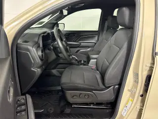 Chevrolet Colorado 2023 4x4 Trail Boss 4 puertas Cabina Crew 5 pies. SB