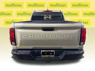 Chevrolet Colorado 2023 4x4 Trail Boss 4 puertas Cabina Crew 5 pies. SB