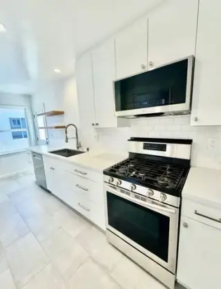 3 Bedroom House in Mid City LA