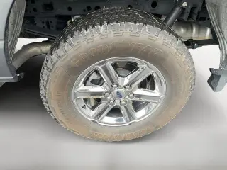 Ford F-150 2025 4x4 XLT 4 puertas SuperCrew 5.5 pies. Caja corta