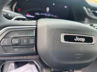 Jeep Grand Cherokee L 2023 4x4 Limited 4 puertas SUV