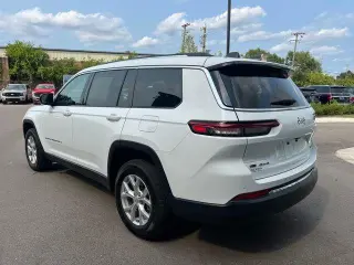 Jeep Grand Cherokee L 2023 4x4 Limited 4 puertas SUV