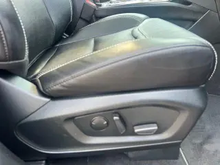 Ford Explorer 2023 AWD ST 4 puertas SUV