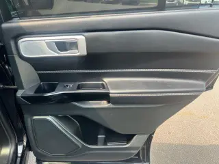 Ford Explorer 2023 AWD ST 4 puertas SUV
