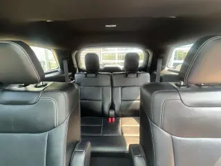 Ford Explorer 2023 AWD ST 4 puertas SUV