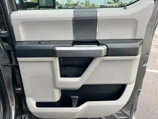 Ford F-250 Super Duty 2019 4x4 XLT Cabina Crew 4 puertas 8 pies LB Pickup