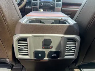 Ford F-150 2019 4x4 King Ranch 4 puertas SuperCrew 5.5 pies. SB