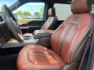 Ford F-150 2019 4x4 King Ranch 4 puertas SuperCrew 5.5 pies. SB