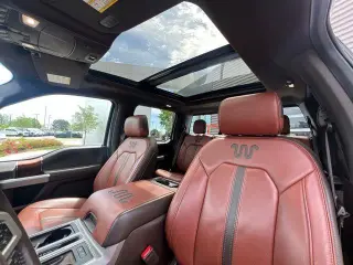 Ford F-150 2019 4x4 King Ranch 4 puertas SuperCrew 5.5 pies. SB