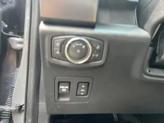 Ford F-150 2020 4x4 XLT 4 puertas SuperCrew 5.5 pies. SB