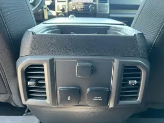 Ford F-150 2018 4x4 XLT 4 puertas SuperCrew 5.5 pies. SB