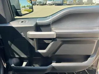 Ford F-150 2018 4x4 XLT 4 puertas SuperCrew 5.5 pies. SB