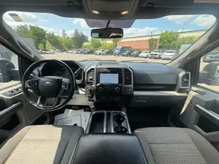 Ford F-150 2017 4x4 XLT 4 puertas SuperCrew 5.5 pies. SB