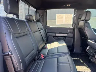 Ford F-150 2023 4x4 XLT 4 puertas SuperCrew 5.5 pies. SB