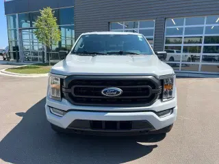Ford F-150 2023 4x4 XLT 4 puertas SuperCrew 5.5 pies. SB