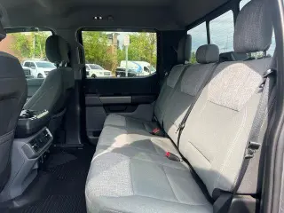 Ford F-150 2023 4x4 XLT 4 puertas SuperCrew 5.5 pies. SB