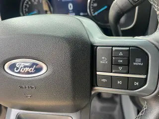 Ford F-150 2023 4x4 XLT 4 puertas SuperCrew 5.5 pies. SB