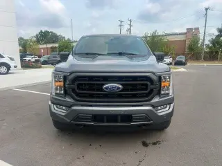 Ford F-150 2023 4x4 XLT 4 puertas SuperCrew 5.5 pies SB