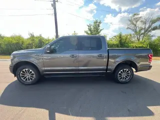 Ford F-150 2020 4x4 XLT 4 puertas SuperCrew 5.5 pies. SB