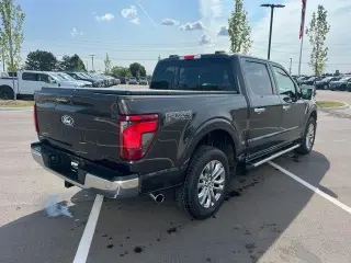 Ford F-150 2024 4x4 XLT 4 puertas SuperCrew 5.5 pies. SB