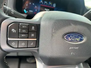 Ford F-150 2024 4x4 XLT 4 puertas SuperCrew 5.5 pies. SB
