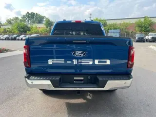 Ford F-150 2024 4x4 XLT 4 puertas SuperCrew 5.5 pies. SB