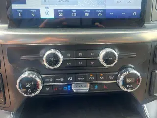 Ford F-150 2021 4x4 Lariat 4 puertas SuperCrew 6.5 pies. SB