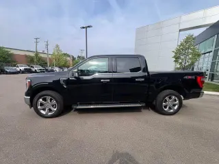 Ford F-150 2021 4x4 Lariat 4 puertas SuperCrew 6.5 pies. SB