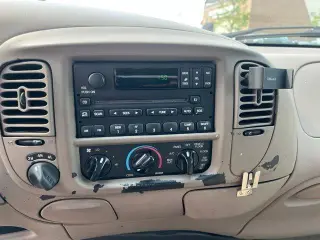 Ford F-150 2002 4 puertas SuperCrew King Ranch 4WD Styleside SB