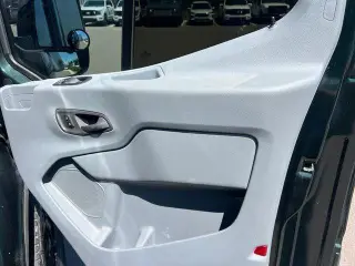 Ford Transit 2016 250 3 puertas LWB Techo Medio Furgón de Carga con Puerta Deslizante del Lado del Pasajero