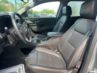 GMC Acadia 2023 4x4 AT4 4 puertas SUV