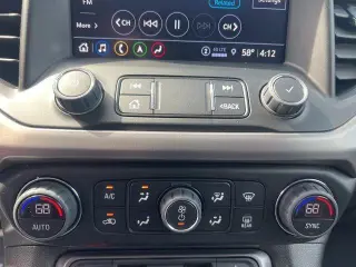 GMC Acadia 2023 4x4 AT4 4 puertas SUV