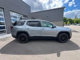 GMC Acadia 2023 4x4 AT4 4 puertas SUV