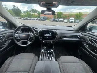 Chevrolet Traverse 2018 LS 4 puertas SUV con 1LS