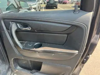 Chevrolet Traverse 2017 LT 4 puertas SUV con 1LT
