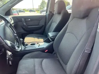 Chevrolet Traverse 2017 LT 4 puertas SUV con 1LT