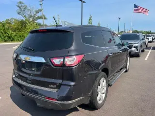 Chevrolet Traverse 2017 LT 4 puertas SUV con 1LT