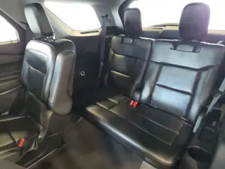 Ford Explorer 2023 AWD XLT 4 puertas SUV