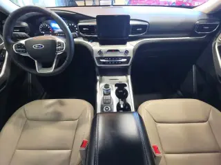 Ford Explorer 2023 AWD XLT 4 puertas SUV
