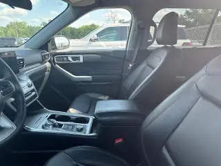 Ford Explorer 2024 AWD XLT 4 puertas SUV
