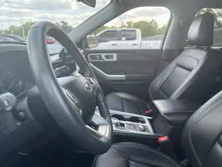 Ford Explorer 2023 AWD XLT 4 puertas SUV