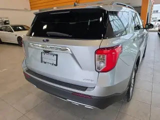 Ford Explorer 2023 AWD XLT 4 puertas SUV