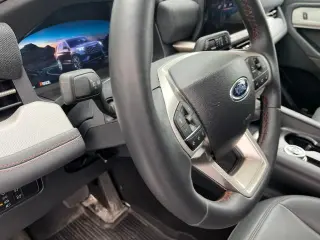 Ford Explorer 2025 AWD Active 4 puertas SUV