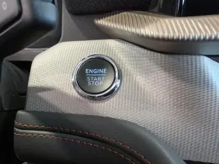 Ford Explorer 2025 AWD Active 4 puertas SUV