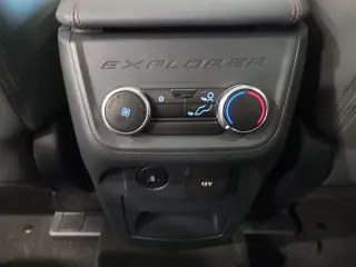 Ford Explorer 2025 AWD Active 4 puertas SUV