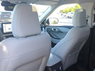 Ford Explorer 2025 AWD Platinum 4 puertas SUV