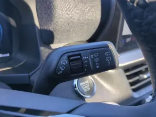 Ford Explorer 2025 AWD Platinum 4 puertas SUV