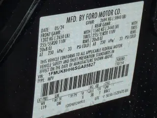Ford Explorer 2025 AWD Platinum 4 puertas SUV