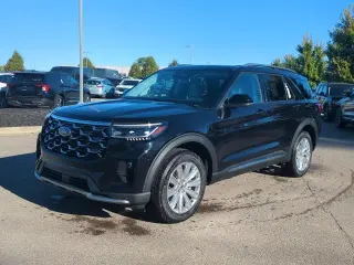 Ford Explorer 2025 AWD Platinum 4 puertas SUV
