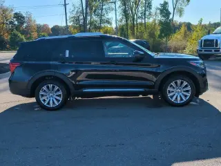 Ford Explorer 2025 AWD Platinum 4 puertas SUV